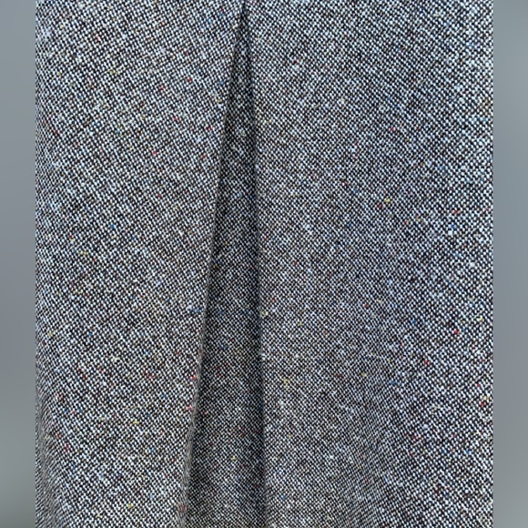 Vintique Tweed 24” Waist all Wool Lined Skirt and 2 button Pockets Jacket Suit - Picture 15 of 16